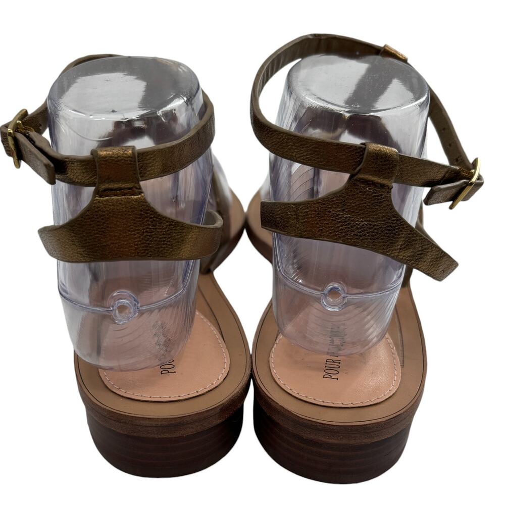 Pour La Victoire Gold Acadia Leather Stacked Heel Sandals - Picture 7 of 9